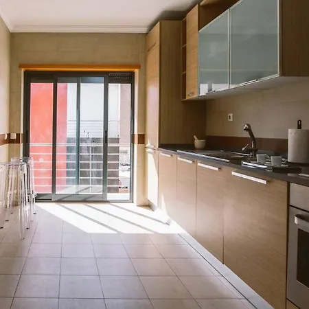 Caldas W/ Ac & Fast Net 公寓