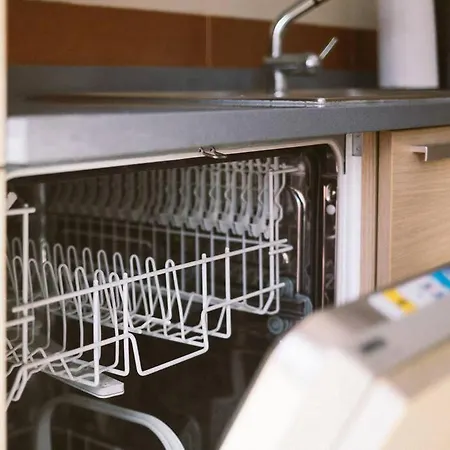 Caldas W/ Ac & Fast Net * 卡尔达斯达·赖尼亚