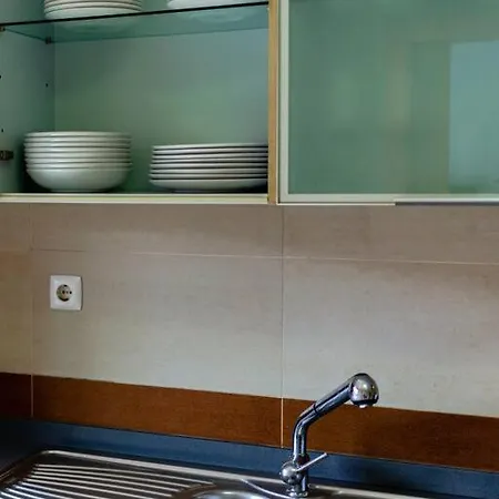 Caldas W/ Ac & Fast Net 公寓