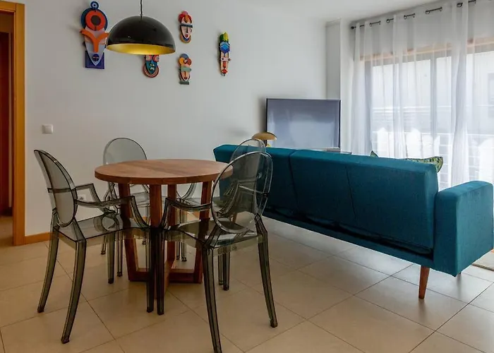 Caldas W/ Ac & Fast Net Appartamento