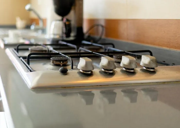 Caldas W/ Ac & Fast Net *